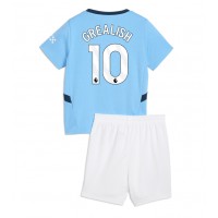 Koszulka piłkarska Manchester City Jack Grealish #10 Strój Domowy dla dzieci 2024-25 tanio Krótki Rękaw (+ Krótkie spodenki)